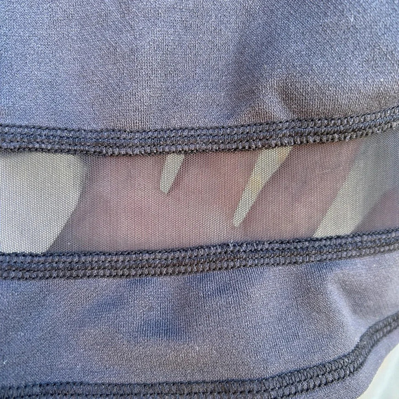 Tonic  Lily Skort, size Large - Picture 5 of 8